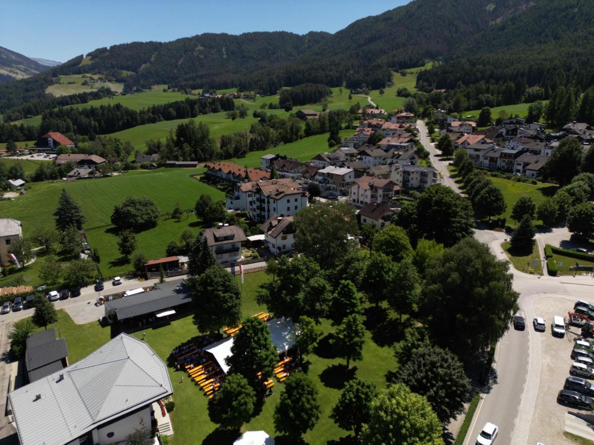Hotel Akelei Bruneck Exterior foto