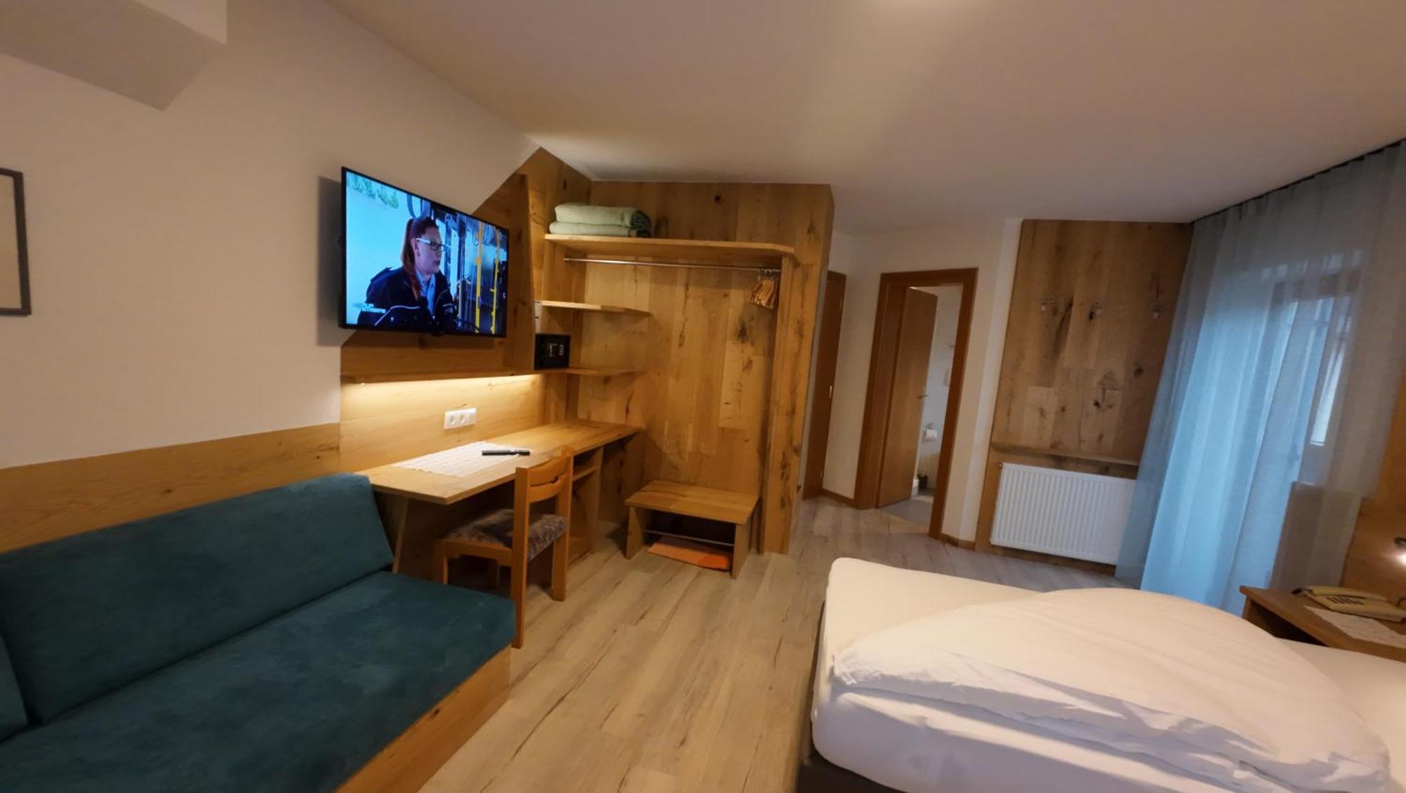 Hotel Akelei Bruneck Exterior foto